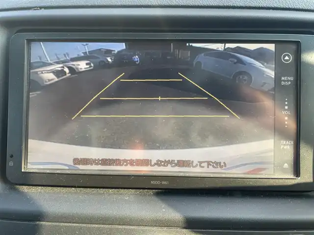 トヨタ マークＸ PREMIUM 愛知県 2012(平24)年 10.6万km ホワイトパールクリスタルシャイン (株)IDOMが運営する【じしゃロン名古屋鳴海店】の自社ローン対象車両になります。こちらは現金ご利用時の価格です。自社ローンご希望の方は別途その旨お申付け下さい。/純正SDナビ/Bluetooth/DVD再生/バックカメラ/ビルトインETC/ドライブレコーダー/前席パワーシート/前席シートヒーター/純正フロアマット/横滑り防止装置/オートライト/キセノンヘッドライト/W+サイド+カーテンエアバッグ/社外車高調