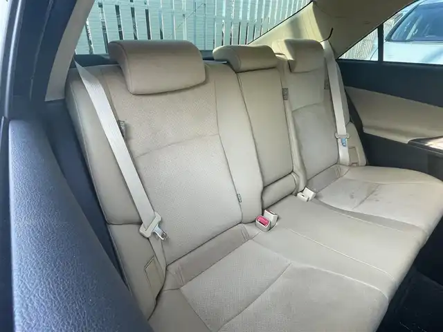 トヨタ マークＸ PREMIUM 愛知県 2012(平24)年 10.6万km ホワイトパールクリスタルシャイン (株)IDOMが運営する【じしゃロン名古屋鳴海店】の自社ローン対象車両になります。こちらは現金ご利用時の価格です。自社ローンご希望の方は別途その旨お申付け下さい。/純正SDナビ/Bluetooth/DVD再生/バックカメラ/ビルトインETC/ドライブレコーダー/前席パワーシート/前席シートヒーター/純正フロアマット/横滑り防止装置/オートライト/キセノンヘッドライト/W+サイド+カーテンエアバッグ/社外車高調