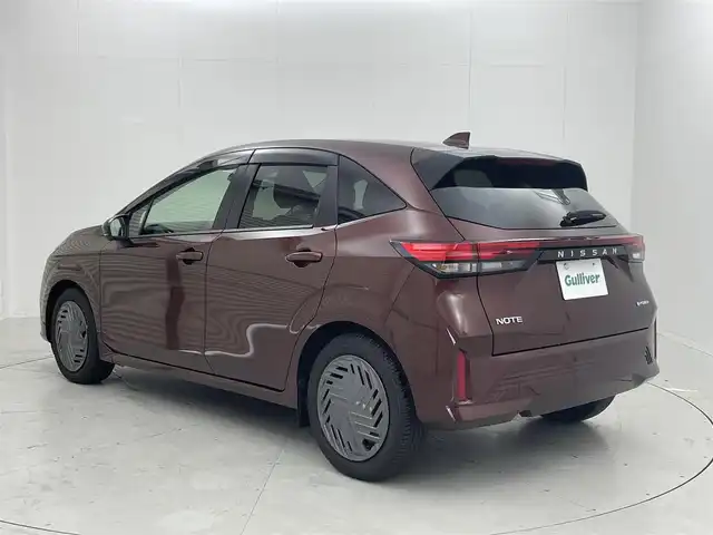 日産 ノート X 茨城県 2024(令6)年 0.4万km バーガンディー 純正9型ナビ/全方位カメラ/フルセグ/HDMI/置くだけ充電/デジタルインナーミラー/衝突被害軽減ブレーキ/車線逸脱抑制装置/オートマチックハイビーム/ソナー/ETC2.0/LEDヘッドライト/スマートキー