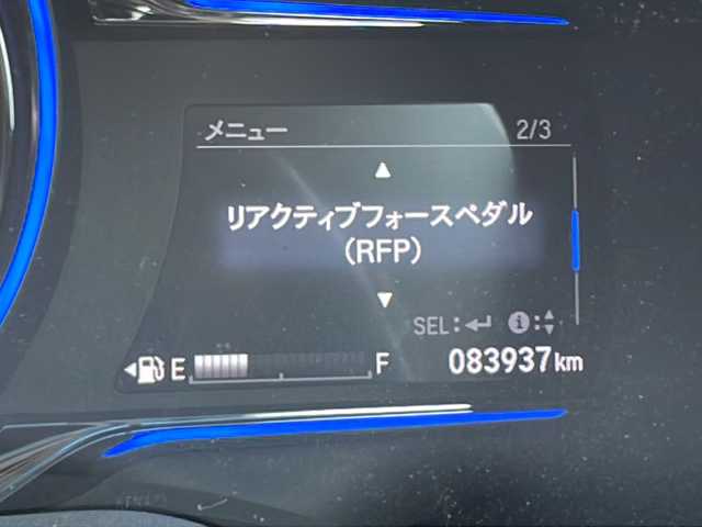 ホンダ ヴェゼル ハイブリッド Z 静岡県 2014(平26)年 8.4万km クリスタルブラックパール 安全機能/・シティーブレーキアクティブシステム/・リアウティブフォースペダル/純正ナビ/・フルセグTV/・CD/DVD/ラジオ/Bluetooth/主要装備/・バックカメラ/・シートヒーター/・レザーシート/・クルーズコントロール/・スマートキー/・プッシュスタート/・オートライト/・ホールド/・ETC/・パドルシフト