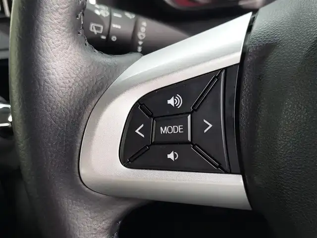 トヨタ ルーミー カスタムG 東京都 2020(令2)年 4.4万km ブラックマイカメタリック 純正ナビ/Bluetooth/オートマティックハイビーム/純正アルミホイール/両側パワースライドドア/バックカメラ/プッシュスタート/ETC/クルーズコントロール/スマートアシスト/衝突軽減ブレーキ/純正フロアマット/アイドリングストップ/取扱説明書/スペアキー