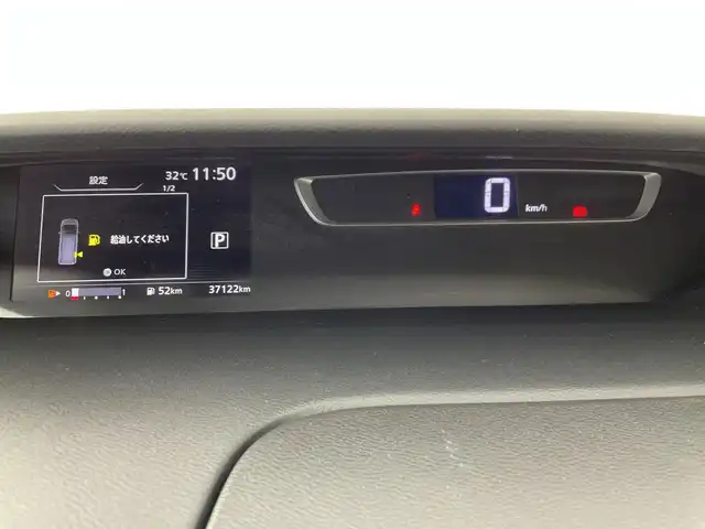 日産 セレナ ハイウェイスター 愛知県 2017(平29)年 3.8万km ダイヤモンドブラック 社外ナビ/・Bluetooth/・CD/DVD/・フルセグテレビ/・SD音楽録音/バックカメラ/両側パワースライドドア/衝突軽減ブレーキ/レーンキープアシスト/オートマチックハイビーム/クルーズコントロール/前後ドライブレコーダー/ETC/LEDヘッドライト