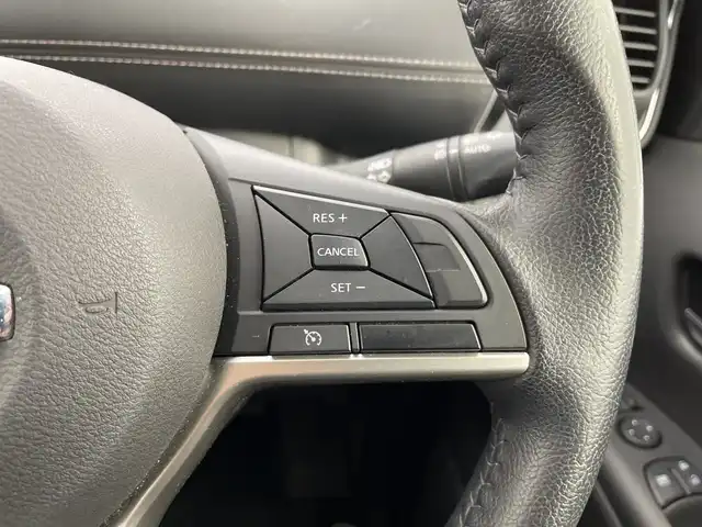 日産 セレナ ハイウェイスター 愛知県 2017(平29)年 3.8万km ダイヤモンドブラック 社外ナビ/・Bluetooth/・CD/DVD/・フルセグテレビ/・SD音楽録音/バックカメラ/両側パワースライドドア/衝突軽減ブレーキ/レーンキープアシスト/オートマチックハイビーム/クルーズコントロール/前後ドライブレコーダー/ETC/LEDヘッドライト