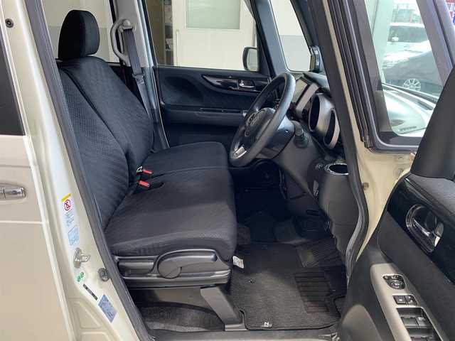 ホンダ Ｎ ＢＯＸ カスタム G Aパッケージ 福井県 2014(平26)年 5.6万km プレミアムホワイトパール (株)IDOMが運営する【じしゃロン福井店】の自社ローン専用車両になりますこちらは現金またはオートローンご利用時の価格です。自社ローンご希望の方は別途その旨お申付け下さい/社外ナビ/CD/DVD/フルセグTV/衝突被害軽減システム/パワースライドドア/ETC/アイドリングストップ/純正アルミホイール/オートライト/フォグライト/ステアリングスイッチ/プッシュスタート/スマートキー/スペアキー/保証書、取扱説明書