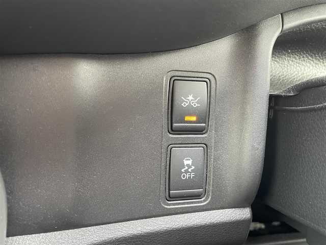 日産 セレナ ハイウェイスター Vセレクション 福島県 2017(平29)年 7.8万km ブリリアントホワイトパール ワンオーナー/4WD/純正9インチメモリーナビ/CD/DVD/BD/SD/BT/USB/フルセグTV/セーフティパックB/プロパイロット/インテリジェントアラウンドビューモニター/インテリジェントルームミラー/両側パワースライドドア/レーダークルーズコントロール/クリアランスソナー/ステアリングリモコン/アイドリングストップ/ロッドホルダー/純正ドライブレコーダー/ビルトインETC/USB充電ポート/オートライト/LEDヘッドライト/フォグライト/電動パーキングブレーキ/プッシュスタート/純正ドアバイザー/純正フロアマット