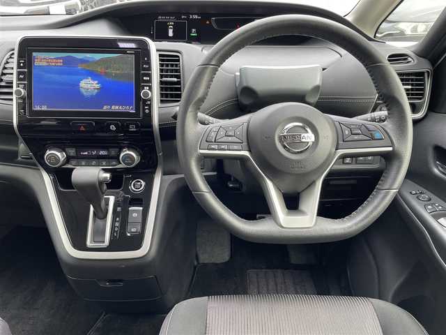 日産 セレナ ハイウェイスター Vセレクション 福島県 2017(平29)年 7.8万km ブリリアントホワイトパール ワンオーナー/4WD/純正9インチメモリーナビ/CD/DVD/BD/SD/BT/USB/フルセグTV/セーフティパックB/プロパイロット/インテリジェントアラウンドビューモニター/インテリジェントルームミラー/両側パワースライドドア/レーダークルーズコントロール/クリアランスソナー/ステアリングリモコン/アイドリングストップ/ロッドホルダー/純正ドライブレコーダー/ビルトインETC/USB充電ポート/オートライト/LEDヘッドライト/フォグライト/電動パーキングブレーキ/プッシュスタート/純正ドアバイザー/純正フロアマット