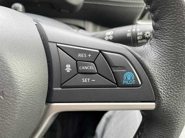 日産 セレナ ハイウェイスター Vセレクション 福島県 2017(平29)年 7.8万km ブリリアントホワイトパール ワンオーナー/4WD/純正9インチメモリーナビ/CD/DVD/BD/SD/BT/USB/フルセグTV/セーフティパックB/プロパイロット/インテリジェントアラウンドビューモニター/インテリジェントルームミラー/両側パワースライドドア/レーダークルーズコントロール/クリアランスソナー/ステアリングリモコン/アイドリングストップ/ロッドホルダー/純正ドライブレコーダー/ビルトインETC/USB充電ポート/オートライト/LEDヘッドライト/フォグライト/電動パーキングブレーキ/プッシュスタート/純正ドアバイザー/純正フロアマット
