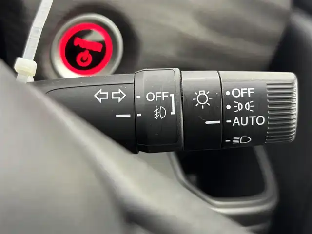 ホンダ フリード ハイブリット G ブラックスタイル 福井県 2023(令5)年 1.9万km プラチナホワイトパール 純正ナビ/【AM/FM/CD/DVD/Bluetooth/フルセグTV】/バックカメラ/ETC/両側パワースライドドア/シートヒーター（運転席/助手席）/クルーズコントロール（追従有）/ドライブレコーダー（前方）/プッシュスタート/スマートキー/スペアキー/オートライト/LEDヘッドライド/純正フロアマット