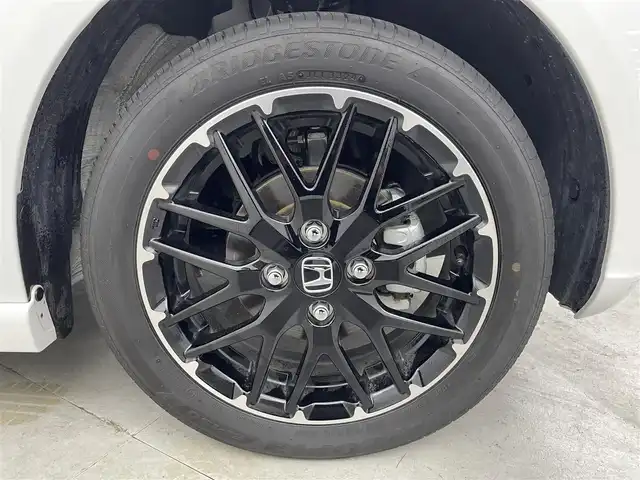 ホンダ Ｎ ＢＯＸ カスタム ターボ 福島県 2024(令6)年 0.5万km プラチナホワイトパール 純正９型ナビ　両側電動　衝突軽減　前席シートヒーター　フルセグＴＶ　バックカメラ　純フロアマット　１５インチＡＷ　レーンアシスト　追従クルコン　オートライト　純正マット