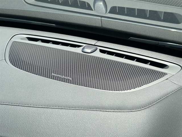 ボルボ ＸＣ９０ D5 AWD インスクリプション 埼玉県 2020(令2)年 3.6万km 紺 白革シート/harman/kardon /アダプティブクルーズコントロール /Apple Car Play /純正ナビ /全周囲カメラ /ヘッドアップディスプレイ /ブラインドスポットモニター /全席シートヒーター /前席シートエアコン/電動リアゲート