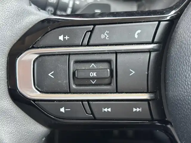 スズキ スペーシア カスタム HYBRID XS ターボ 滋賀県 2023(令5)年 1.5万km ピュアホワイトパール/ブラック2トーン carrozzeriaナビ/(Bluetooth/フルセグ/CD/DVD/AUX)/スズキセーフティーサポート/・アダプティブクルーズコントロール/・レーンキープアシスト/・標識認識/・衝突軽減ブレーキ/・先行車発進告知/・オートハイビーム/LEDオートライト/フォグ/ヘッドアップディスプレイ/ハーフレザーシート/シートヒーター/ステアリングヒーター/両側電動スライドドア/電動パーキング/ブレーキホールド/ETC/USB/パドルシフト/スペアキー