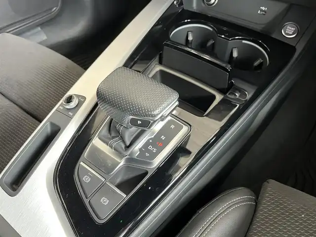 アウディ Ａ４ 45TFSIクワトロ Sライン 山形県 2020(令2)年 3.7万km 白 Audiプレセンス/Audiドライブアシスト/Audiアクティブレーンアシスト/パークアシストPkg/バーチャルコックピット/ハーフレザーシート/パワーシート/360°カメラ/アダプティブクルーズコントロール/純正ナビ/パドルシフト