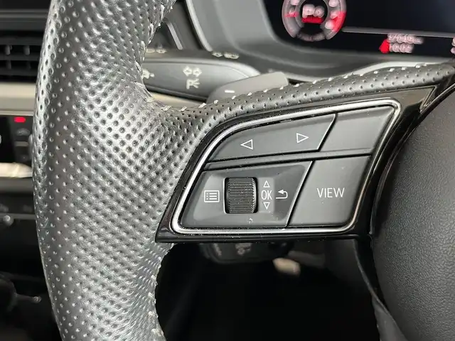 アウディ Ａ４ 45TFSIクワトロ Sライン 山形県 2020(令2)年 3.7万km 白 Audiプレセンス/Audiドライブアシスト/Audiアクティブレーンアシスト/パークアシストPkg/バーチャルコックピット/ハーフレザーシート/パワーシート/360°カメラ/アダプティブクルーズコントロール/純正ナビ/パドルシフト