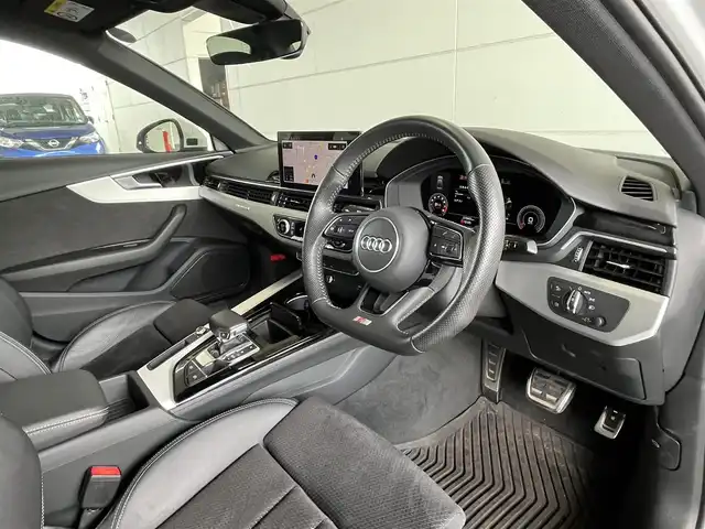 アウディ Ａ４ 45TFSIクワトロ Sライン 山形県 2020(令2)年 3.7万km 白 Audiプレセンス/Audiドライブアシスト/Audiアクティブレーンアシスト/パークアシストPkg/バーチャルコックピット/ハーフレザーシート/パワーシート/360°カメラ/アダプティブクルーズコントロール/純正ナビ/パドルシフト