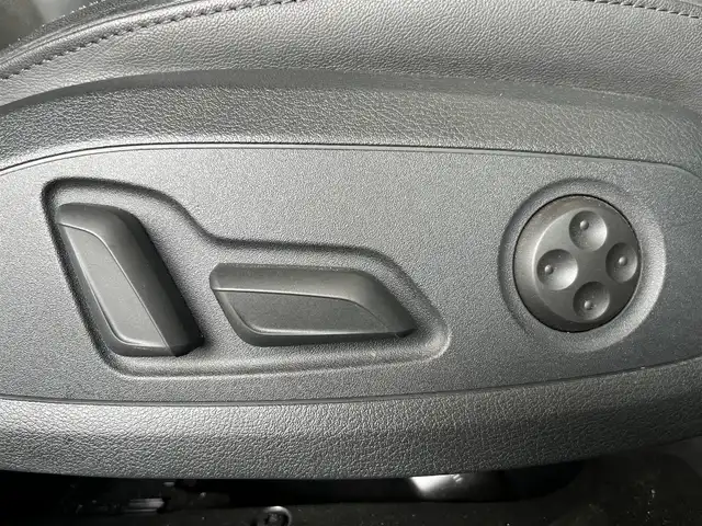 アウディ Ａ４ 45TFSIクワトロ Sライン 山形県 2020(令2)年 3.7万km 白 Audiプレセンス/Audiドライブアシスト/Audiアクティブレーンアシスト/パークアシストPkg/バーチャルコックピット/ハーフレザーシート/パワーシート/360°カメラ/アダプティブクルーズコントロール/純正ナビ/パドルシフト