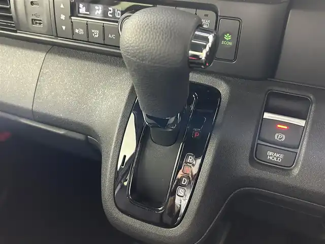 ホンダ Ｎ ＢＯＸ カスタム 佐賀県 2024(令6)年 0.4万km クリスタルブラックパール 純正8インチナビ/フルセグTV/Bluetooth/バックカメラ/片側パワースライドドア/ホンダセンシング/レーダークルーズコントロール/コーナーセンサー/運転席・助手席シートヒーター/LEDヘッドライト/純正14インチアルミホイール/純正フロアマット