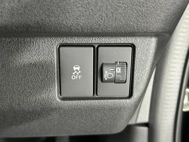 ホンダ Ｎ ＢＯＸ カスタム 佐賀県 2024(令6)年 0.4万km クリスタルブラックパール 純正8インチナビ/フルセグTV/Bluetooth/バックカメラ/片側パワースライドドア/ホンダセンシング/レーダークルーズコントロール/コーナーセンサー/運転席・助手席シートヒーター/LEDヘッドライト/純正14インチアルミホイール/純正フロアマット