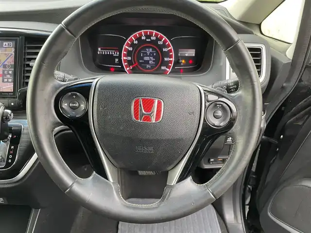 ホンダ オデッセイ アブソルート 福島県 2014(平26)年 13.1万km プレミアムヴィーナスブラックP (株)IDOMが運営する【じしゃロン福島店】の自社ローン専用車両になります。こちらは現金またはオートローンご利用時の価格です。自社ローンご希望の方は別途その旨お申付け下さい/9インチ社外ナビ/バックカメラ/フルセグテレビ/革巻きステアリング/CTBA/ステアリングリモコン/片側パワースライドドア/ドライブレコーダー/フリップダウンモニター/ドアバイザー/パドルシフト/オットマン/ETC/純正サス有
