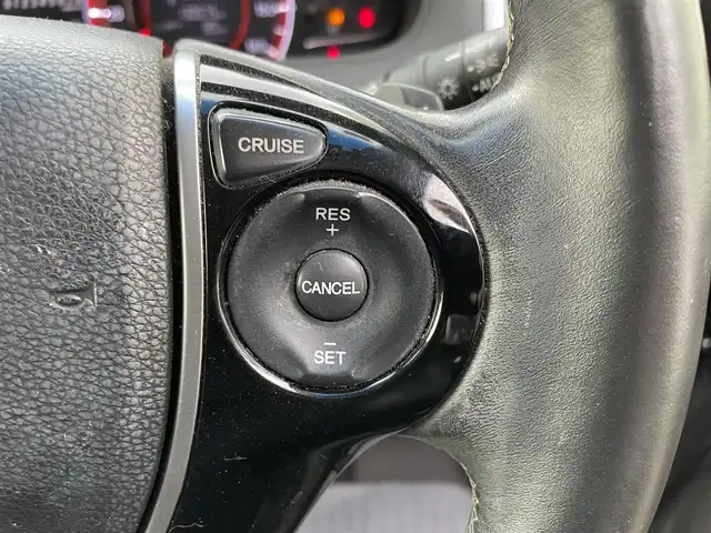 ホンダ オデッセイ アブソルート 福島県 2014(平26)年 13.1万km プレミアムヴィーナスブラックP (株)IDOMが運営する【じしゃロン福島店】の自社ローン専用車両になります。こちらは現金またはオートローンご利用時の価格です。自社ローンご希望の方は別途その旨お申付け下さい/9インチ社外ナビ/バックカメラ/フルセグテレビ/革巻きステアリング/CTBA/ステアリングリモコン/片側パワースライドドア/ドライブレコーダー/フリップダウンモニター/ドアバイザー/パドルシフト/オットマン/ETC/純正サス有