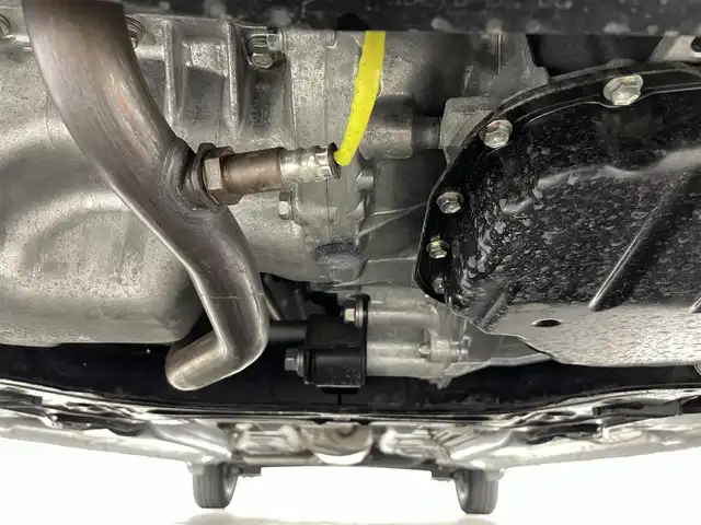 ダイハツ タント カスタム X 福島県 2023(令5)年 0.3万km シャイニングホワイトパール スマートアシスト　/・衝突被害軽減/・車線逸脱警報/・誤発信抑制機能/・オートハイビーム/バックカメラ　/ディスプレイオーディオ　/電子パーキング　/・ブレーキホールド　/レザーシート　/革巻きステアリング　/・チルトステアリング　/シートヒーター　/プッシュスタート　/・スマートキー/LEDライト/・オートライト/・フォグライト/純正フロアマット