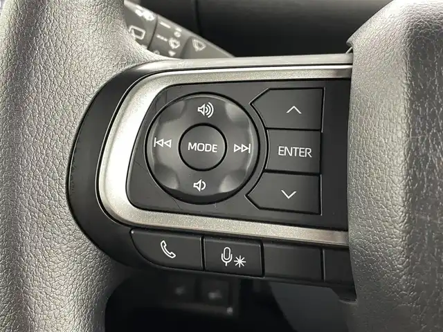 ダイハツ タント カスタム X 福島県 2023(令5)年 0.3万km シャイニングホワイトパール スマートアシスト　/・衝突被害軽減/・車線逸脱警報/・誤発信抑制機能/・オートハイビーム/バックカメラ　/ディスプレイオーディオ　/電子パーキング　/・ブレーキホールド　/レザーシート　/革巻きステアリング　/・チルトステアリング　/シートヒーター　/プッシュスタート　/・スマートキー/LEDライト/・オートライト/・フォグライト/純正フロアマット