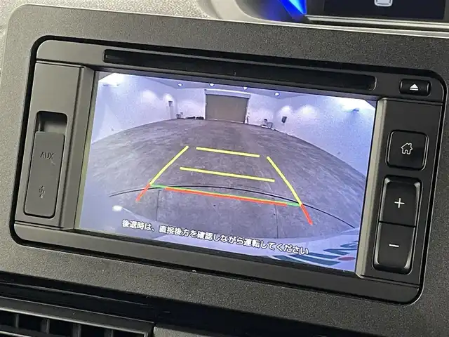 ダイハツ タント カスタム X 福島県 2023(令5)年 0.3万km シャイニングホワイトパール スマートアシスト　/・衝突被害軽減/・車線逸脱警報/・誤発信抑制機能/・オートハイビーム/バックカメラ　/ディスプレイオーディオ　/電子パーキング　/・ブレーキホールド　/レザーシート　/革巻きステアリング　/・チルトステアリング　/シートヒーター　/プッシュスタート　/・スマートキー/LEDライト/・オートライト/・フォグライト/純正フロアマット