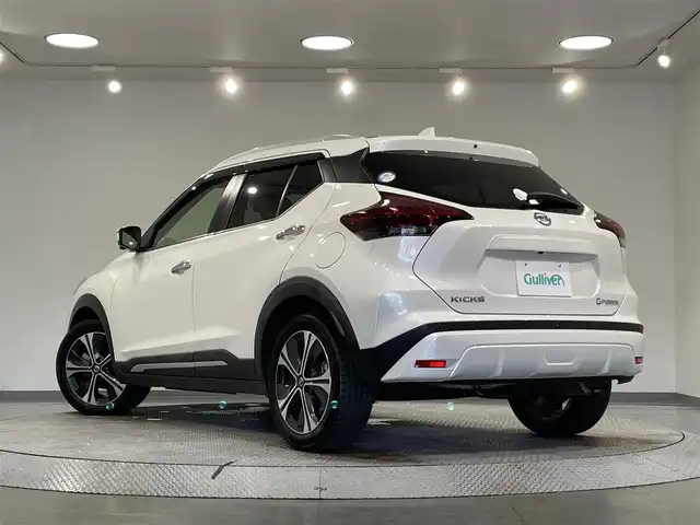 日産 キックス X ツートーンインテリアED 愛知県 2021(令3)年 4.8万km ブリリアントホワイトパール 純正９インチナビDN登録時地図SD確認未/（Bluetooth/フルセグTV/SD/AM/FM/CD・DVD再生)/アラウンドビューモニター　/プロパイロット　/衝突軽減ブレーキ　/シートヒーター　/ビルトインＥＴＣ　/ＬＥＤヘッドライト　/LEDフォグランプ/ステアリングヒーター　/デジタルインナーミラー　/ドライブレコーダー/車線逸脱警報/ソナー/ハンドル支援/純正フロアマット/SOSコール/プッシュスタート/　　-スマートキー