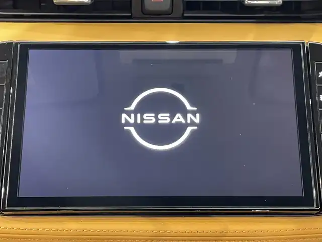 日産 キックス X ツートーンインテリアED 愛知県 2021(令3)年 4.8万km ブリリアントホワイトパール 純正９インチナビDN登録時地図SD確認未/（Bluetooth/フルセグTV/SD/AM/FM/CD・DVD再生)/アラウンドビューモニター　/プロパイロット　/衝突軽減ブレーキ　/シートヒーター　/ビルトインＥＴＣ　/ＬＥＤヘッドライト　/LEDフォグランプ/ステアリングヒーター　/デジタルインナーミラー　/ドライブレコーダー/車線逸脱警報/ソナー/ハンドル支援/純正フロアマット/SOSコール/プッシュスタート/　　-スマートキー