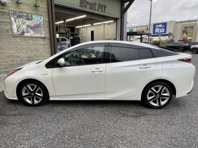 トヨタ プリウス A ツーリングセレクション 福島県 2018(平30)年 5.8万km ホワイトパールクリスタルシャイン 純正ナビ/バックカメラ/レーダークルーズコントロール/トヨタセーフティセンス/シートヒーター/ETC/フルセグTV/コーナーセンサー/オートマチックハイビーム/LEDヘッドライト