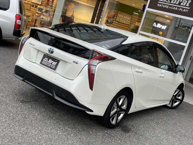 トヨタ プリウス A ツーリングセレクション 福島県 2018(平30)年 5.8万km ホワイトパールクリスタルシャイン 純正ナビ/バックカメラ/レーダークルーズコントロール/トヨタセーフティセンス/シートヒーター/ETC/フルセグTV/コーナーセンサー/オートマチックハイビーム/LEDヘッドライト