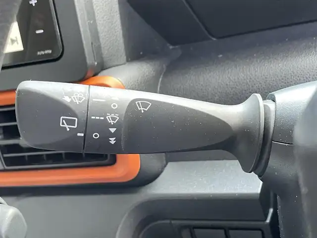 ダイハツ タント ファンクロス 滋賀県 2024(令6)年 0.9万km サンドベージュメタリック 社外ナビ/CD/DVD/Bluetooth/フルセグテレビ/スマートアシスト/・衝突回避支援ブレーキ機能/・ブレーキ制御付後発進抑制機能/・車線逸脱抑制機能/・ふらつき警報/・先行車発進お知らせ機能/・標識認識機能/・オートハイビーム/・コーナーセンサー/両側パワースライドドア/LEDヘッドライト/オートライト/フォグランプ/D/N席シートヒーター /プッシュスタート /スマートキー/スペアキー/純正フロアマット