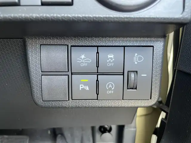 ダイハツ タント ファンクロス 滋賀県 2024(令6)年 0.9万km サンドベージュメタリック 社外ナビ/CD/DVD/Bluetooth/フルセグテレビ/スマートアシスト/・衝突回避支援ブレーキ機能/・ブレーキ制御付後発進抑制機能/・車線逸脱抑制機能/・ふらつき警報/・先行車発進お知らせ機能/・標識認識機能/・オートハイビーム/・コーナーセンサー/両側パワースライドドア/LEDヘッドライト/オートライト/フォグランプ/D/N席シートヒーター /プッシュスタート /スマートキー/スペアキー/純正フロアマット