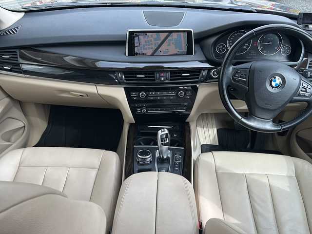 ＢＭＷ Ｘ５ xDrive 35d xライン 神奈川県 2014(平26)年 8.7万km 茶 サンルーフ/純正ナビ（CD/DVD/AUX/BT/フルセグTV)/360°カメラ/クルーズコントロール/衝突被害軽減ブレーキシステム/オートハイビーム/前後ドラレコ/ETC/コーナーセンサー/前席パワーシート（D席メモリシート）/前席シートヒーター/電動リアゲート/電動チルト/ルーフレール/純正フロアマット/保証書/取扱説明書