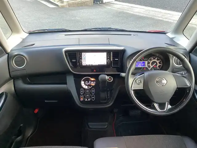 日産 デイズ ルークス HWS X Vセレクション 奈良県 2017(平29)年 4.7万km 赤Ⅱ ワンオーナー車/純正メモリーナビ（フルセグ・DVD・BT）/アラウンドビューモニター/両側パワースライドドア/ハーフレザーシート/オートライト/プッシュスタート/ETC/フロアマット/ドアバイザー/純正15インチアルミ