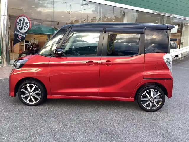 日産 デイズ ルークス HWS X Vセレクション 奈良県 2017(平29)年 4.7万km 赤Ⅱ ワンオーナー車/純正メモリーナビ（フルセグ・DVD・BT）/アラウンドビューモニター/両側パワースライドドア/ハーフレザーシート/オートライト/プッシュスタート/ETC/フロアマット/ドアバイザー/純正15インチアルミ