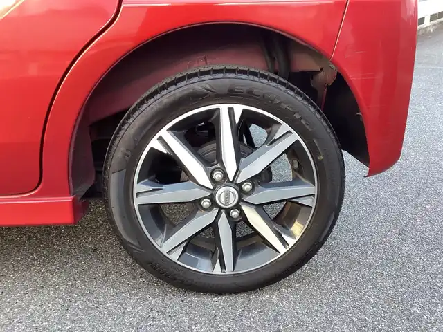 日産 デイズ ルークス HWS X Vセレクション 奈良県 2017(平29)年 4.7万km 赤Ⅱ ワンオーナー車/純正メモリーナビ（フルセグ・DVD・BT）/アラウンドビューモニター/両側パワースライドドア/ハーフレザーシート/オートライト/プッシュスタート/ETC/フロアマット/ドアバイザー/純正15インチアルミ