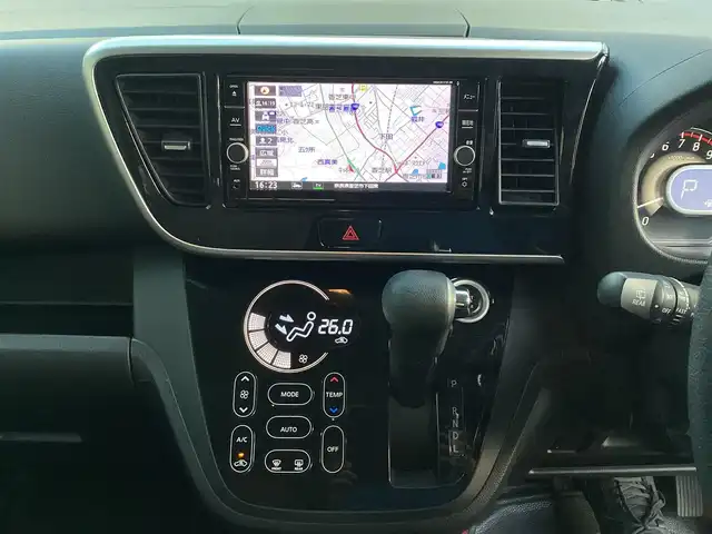 日産 デイズ ルークス HWS X Vセレクション 奈良県 2017(平29)年 4.7万km 赤Ⅱ ワンオーナー車/純正メモリーナビ（フルセグ・DVD・BT）/アラウンドビューモニター/両側パワースライドドア/ハーフレザーシート/オートライト/プッシュスタート/ETC/フロアマット/ドアバイザー/純正15インチアルミ