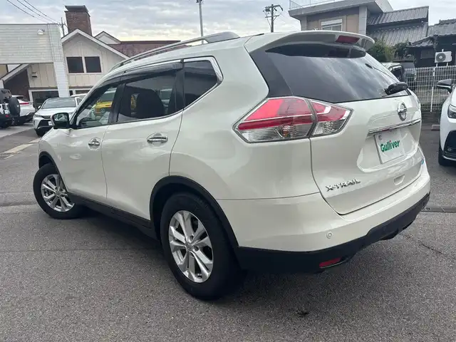 日産 エクストレイル 20Xt エマージェンシーブレーキ 愛知県 2016(平28)年 5.2万km ブリリアントホワイトパール ワンオーナー/SDナビ/フルセグテレビ/バックカメラ/アイドリングストップ/ウィンカーミラー/クルーズコントロール/ドアバイザー/プッシュスタート/パワーバックドア/ETC/スペアキー/スペアタイヤ/テレビキャンセラー/フォグランプ/LEDライト