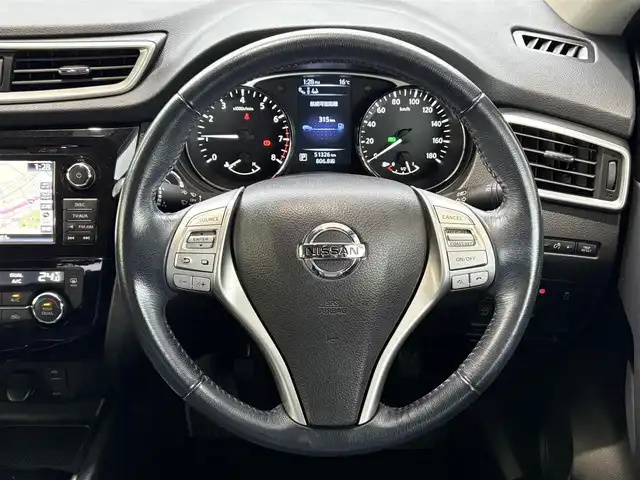 日産 エクストレイル 20Xt エマージェンシーブレーキ 愛知県 2016(平28)年 5.2万km ブリリアントホワイトパール ワンオーナー/SDナビ/フルセグテレビ/バックカメラ/アイドリングストップ/ウィンカーミラー/クルーズコントロール/ドアバイザー/プッシュスタート/パワーバックドア/ETC/スペアキー/スペアタイヤ/テレビキャンセラー/フォグランプ/LEDライト