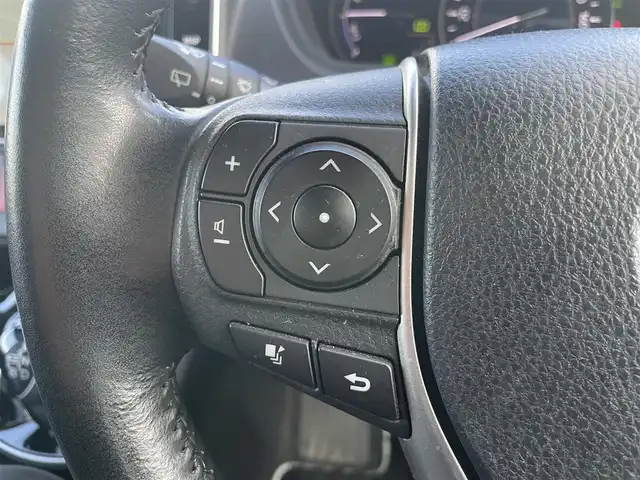 トヨタ ヴォクシー ハイブリッド ZS 煌Ⅱ 埼玉県 2019(平31)年 4.3万km ホワイトパールクリスタルシャイン ・純正ナビ/・純正フリップダウンモニター/・トヨタセーフティセンス/・レザー調シートカバー/・シートヒーター/・クルーズコントロール/・ドライブレコーダー/・コーナーセンサー/・バックカメラ