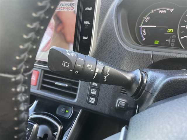 トヨタ ヴォクシー ハイブリッド ZS 煌Ⅱ 埼玉県 2019(平31)年 4.3万km ホワイトパールクリスタルシャイン ・純正ナビ/・純正フリップダウンモニター/・トヨタセーフティセンス/・レザー調シートカバー/・シートヒーター/・クルーズコントロール/・ドライブレコーダー/・コーナーセンサー/・バックカメラ