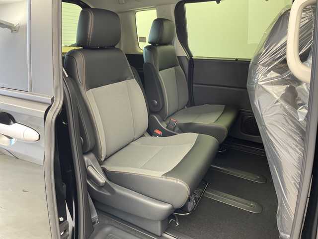 ホンダ フリード ハイブリット e:HEV クロスター 新潟県 2025(令7)年 0.1千km クリスタルブラックパール ホンダセンシング/9インチナビ（BT/CarPlay/AndroidAuto）/バックカメラ/両側パワースライドドア/シートヒーター/オートエアコン/オートライト/オートマチックハイビーム/衝突軽減システム/スマートキー/プッシュスタート/スペアキー/LEDヘッドライト/カーテンエアバック/ブラインドスポットモニター/レーンキープアシスト/保証書/取説/レザーステアリング/ステアリングスイッチ