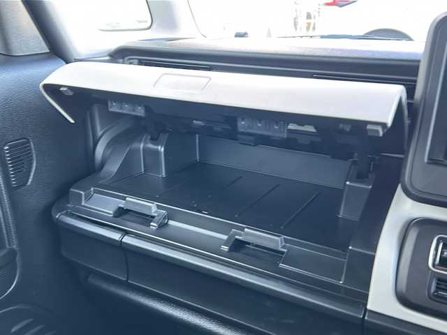 スズキ スペーシア HYBRID G 茨城県 2019(令1)年 2.4万km チアフルピンクM デュアルカメラブレーキサポート/車線逸脱警報/車両走行安定補助システム/社外SDナビ/　　BT/CD/DVD/ワンセグ/両側スライドドア/アイドリングストップ/オートライト/コーナーセンサー/ドライブレコーダー/スマートキー/ETC