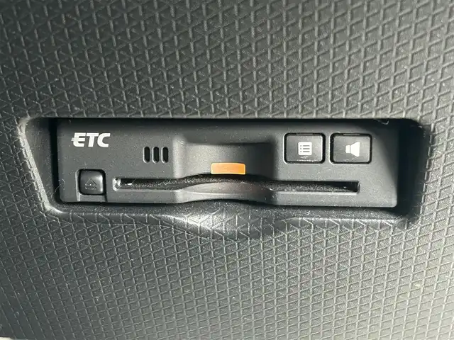 ダイハツ タント カスタム RS セレクション 東京都 2020(令2)年 3.6万km シャイニングホワイトパール 純正SDナビ（NSZN-Y70DS）/・Bluetooth/TV/SD/CD/DVD/HDMI/スマートアシスト/アダクティブクルーズコントロール/レーンキープアシスト/盗難防止装置/コーナーセンサー/ドライブレコーダー/オートライト/サンシェード/シートヒーター/プッシュスタート/オートエアコン/バックカメラ/ETC/15インチ純正アルミホイール/取扱説明書/スペアキー1本