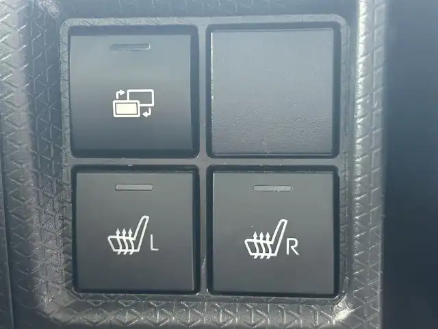 ダイハツ タント カスタム RS セレクション 東京都 2020(令2)年 3.6万km シャイニングホワイトパール 純正SDナビ（NSZN-Y70DS）/・Bluetooth/TV/SD/CD/DVD/HDMI/スマートアシスト/アダクティブクルーズコントロール/レーンキープアシスト/盗難防止装置/コーナーセンサー/ドライブレコーダー/オートライト/サンシェード/シートヒーター/プッシュスタート/オートエアコン/バックカメラ/ETC/15インチ純正アルミホイール/取扱説明書/スペアキー1本