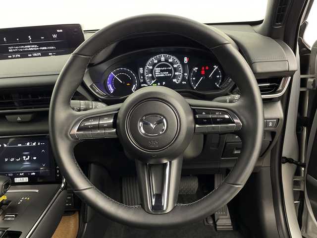 マツダ ＭＸ－３０ロータリーＥＶ ナチュラルモノトーン 鹿児島県 2023(令5)年 0.3万km セラミックメタリック 純正マツダコネクトナビ/(BT/FM/AM/フルセグTV)/全方位カメラ/バックカメラ/オートマチックハイビーム/パドルシフト/電動パーキングブレーキ/オートホールド/ブラインドスポットモニター/シティブレーキアシスト/レーダークルーズコントロール/BOSEサウンドシステム/メモリ付パワーシート/シートヒーター/ステアリングヒーター