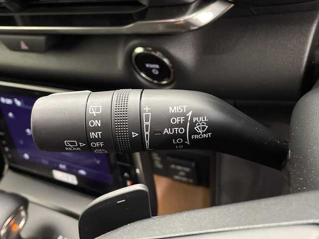 マツダ ＭＸ－３０ロータリーＥＶ ナチュラルモノトーン 鹿児島県 2023(令5)年 0.3万km セラミックメタリック 純正マツダコネクトナビ/(BT/FM/AM/フルセグTV)/全方位カメラ/バックカメラ/オートマチックハイビーム/パドルシフト/電動パーキングブレーキ/オートホールド/ブラインドスポットモニター/シティブレーキアシスト/レーダークルーズコントロール/BOSEサウンドシステム/メモリ付パワーシート/シートヒーター/ステアリングヒーター