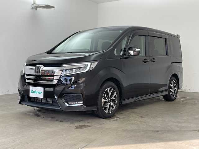 ホンダ ステップワゴン スパーダ ホンダセンシング 兵庫県 2018(平30)年 2.5万km プレミアムスパークルブラックパール ・純正ナビ/CD/DVD/TV/Bluetooth接続/・バックカメラ/・HONDA SENSING/・衝突軽減ブレーキ/・誤発進抑制機能/・歩行者事故低減ステアリング/・路外逸脱抑制機能/・アダプティブクルーズコントロール/・車線維持支援システム/・先行車発進お知らせ機能/・標識認識機能/・アイドリングストップ/・パドルシフト/・ステアリングスイッチ/・両側パワースライドドア/・前後ドライブレコーダー/・ビルトインETC/・LEDヘッドランプ/・スマートキー/・ドアミラーヒーター/・フロアマット/・純正16インチアルミホイール/・取扱説明書/・保証書/・スペアキー