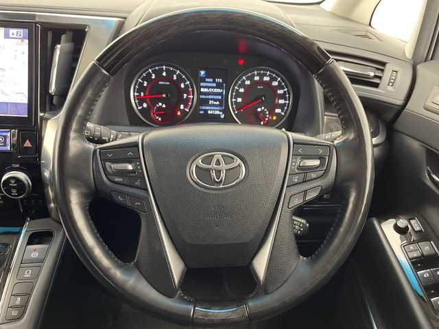 トヨタ アルファード S Cパッケージ 愛知県 2019(令1)年 6.5万km ホワイトパールクリスタルシャイン モデリスタエアロ/純正ALPINE10.5型ナビ/フリップダウンモニター/三眼LEDヘッドライト/両側パワースライドドア/トヨタエンジンスターター/足廻りマフラー/レーダークルーズコントロール/シートヒーター/エアシート/バックカメラ/電動リアゲート/パワーシート/コーナーセンサー/純正アルミホイール/ステアリングヒーター/リアオートエアコン/オートマチックハイビーム/ドライブレコーダー/ETC/フルセグ/CD DVD/Bluetooth/ステアリングスイッチ/スマートキー/プッシュスタート