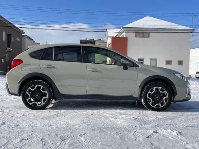 スバル インプレッサ ＸＶ 2．0i アイサイト 道央・札幌 2016(平28)年 9万km デザートカーキ ４WD/社外SDナビ/CD/DVD/BT/フルセグ/アイサイト/衝突被害軽減ブレーキ/横滑り防止装置/レーダークルーズコントロール/レーンキープアシスト/バックカメラ/ビルトインETC/アイドリングストップ/SI-DRIVE/パドルシフト/リモコンキー/LEDヘッドライト/オートライト/オートハイビーム/フォグランプ/電動格納ミラー/ウィンカーミラー/純正ラバーフロアマット/スペアキー